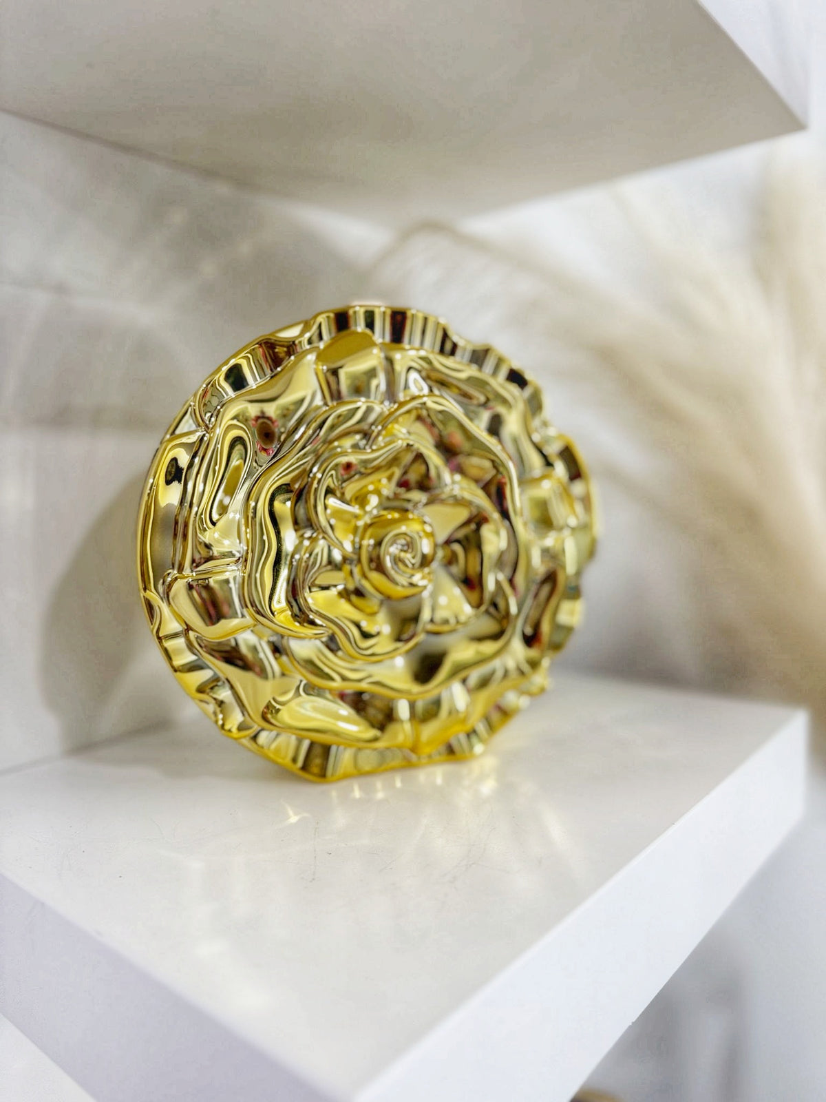 Gold rose-shaped purse with leaf design – Gold Rose Purse by House of TML