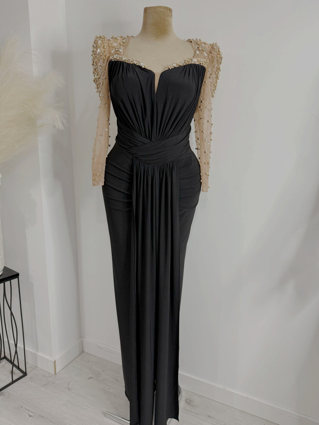Elegant Black Evening Gown with Pearl Mesh Sleeves