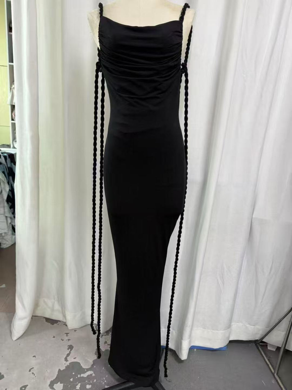 Backless sweet woven sleeveless dinner dress