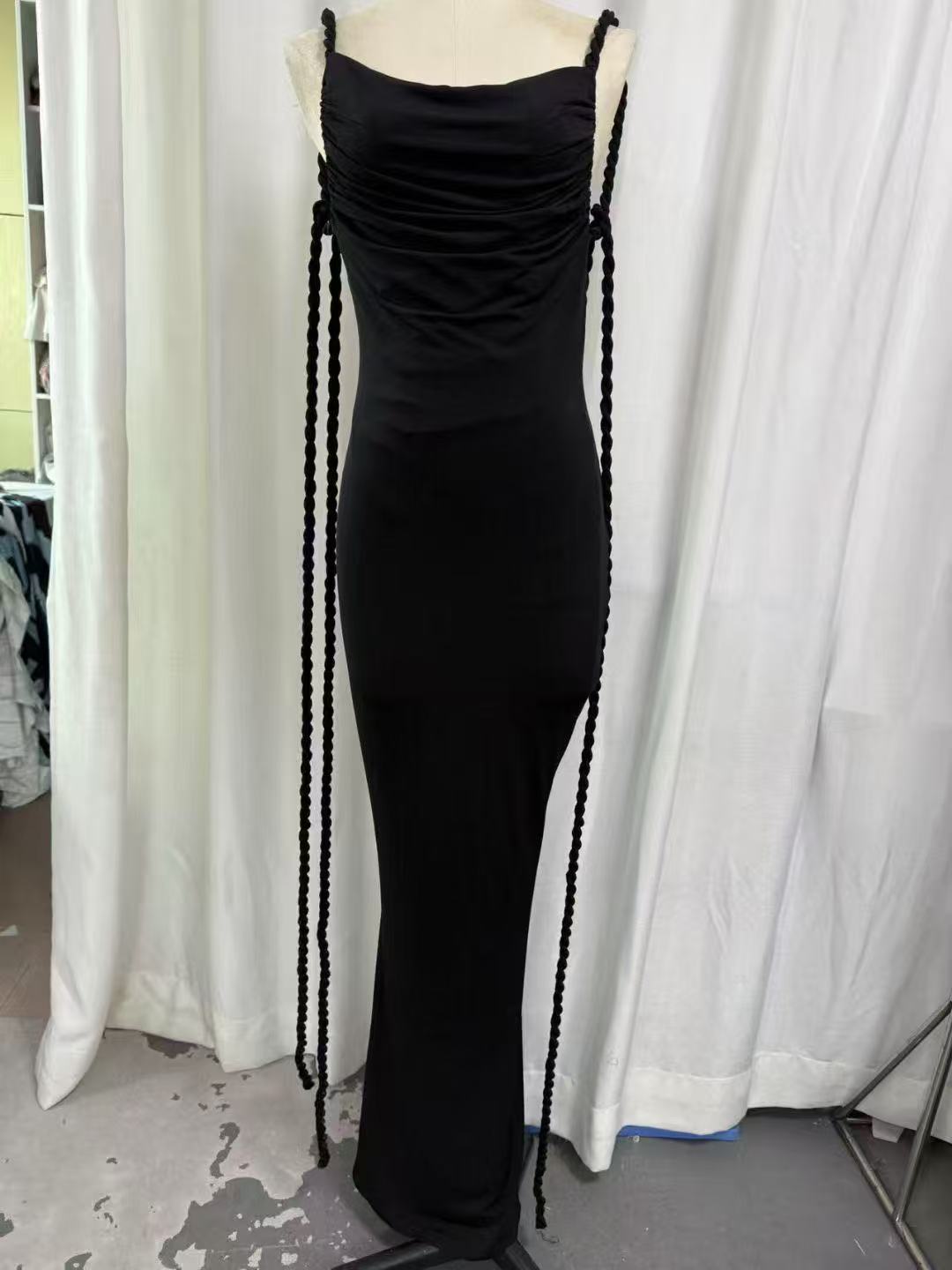 Backless sweet woven sleeveless dinner dress