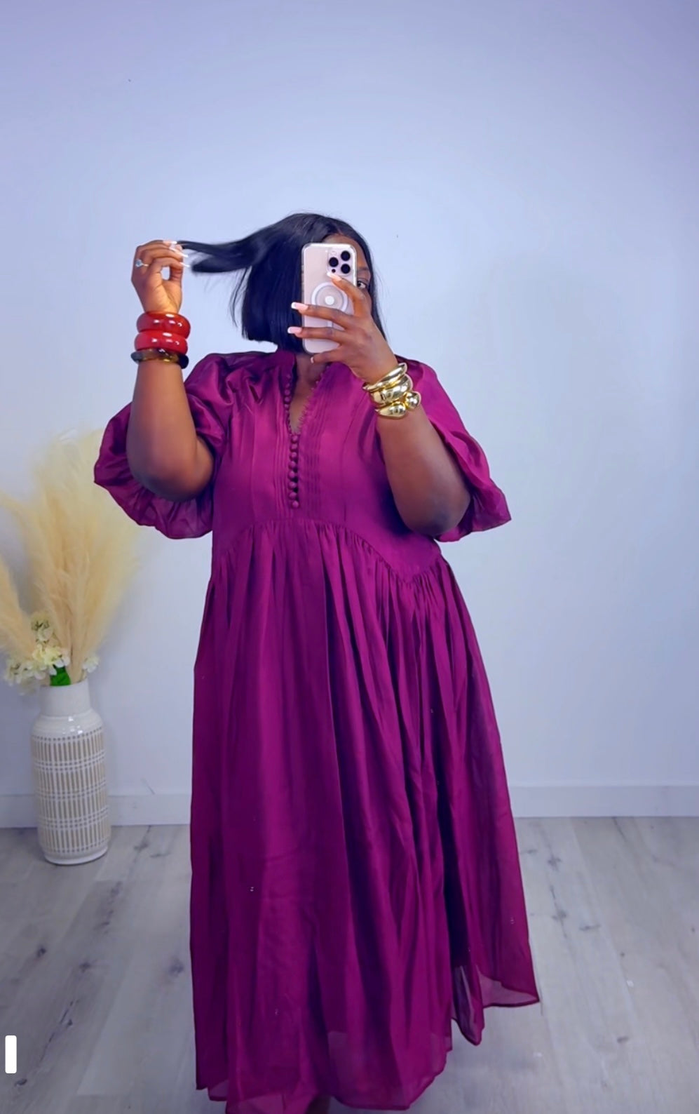 Burgundy puffy sleeves dress