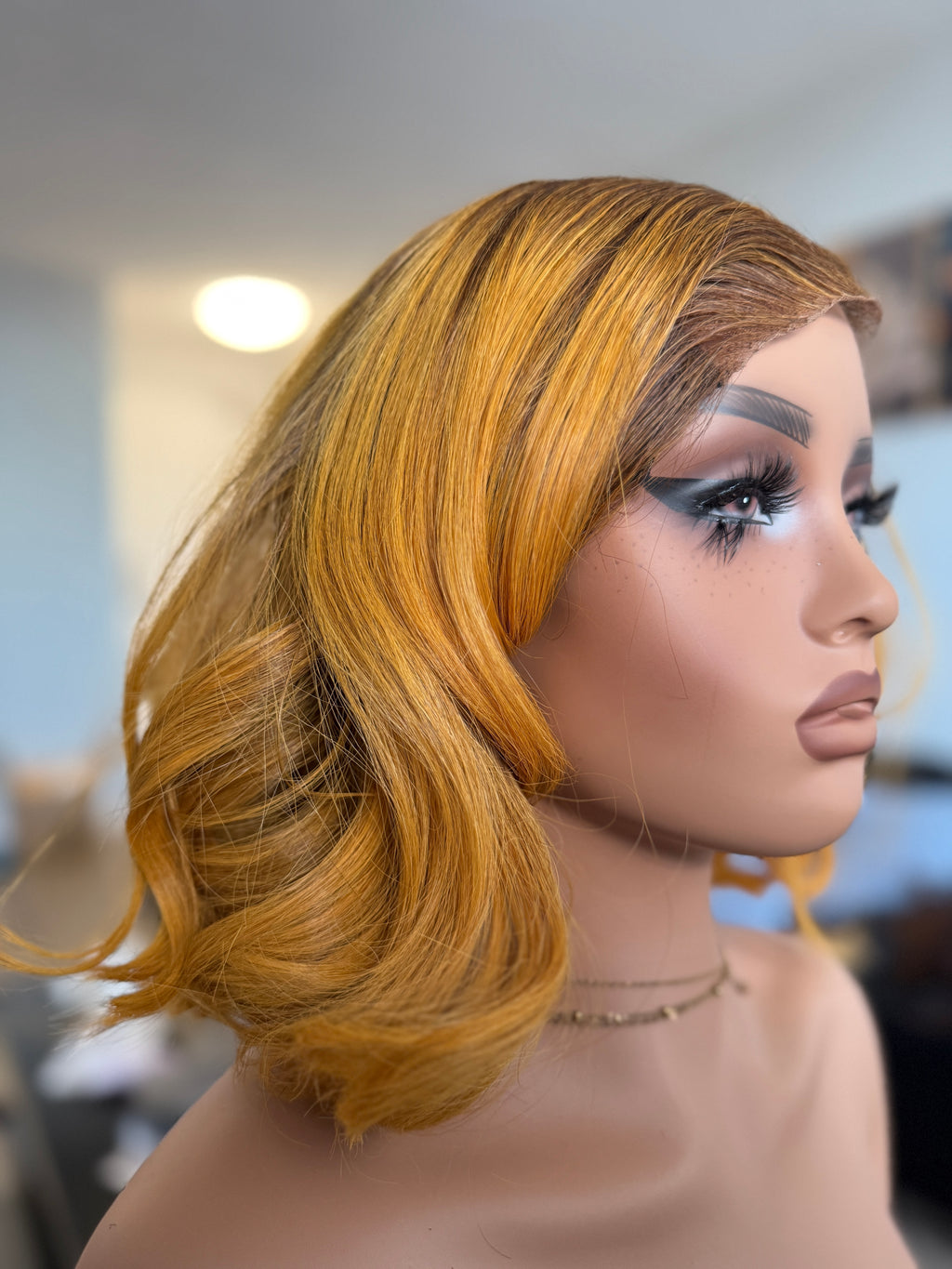 HONEY BLOND WIG