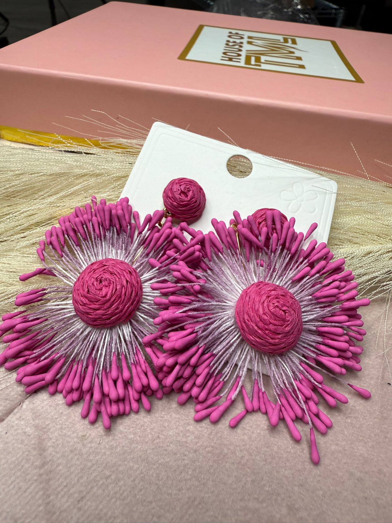 Fuchsia Twine Blooms