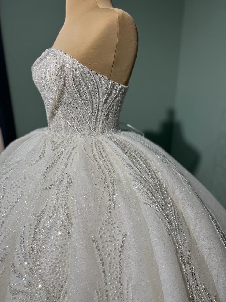 Wedding gown – Rental Wedding Gown #023 by House of TML
