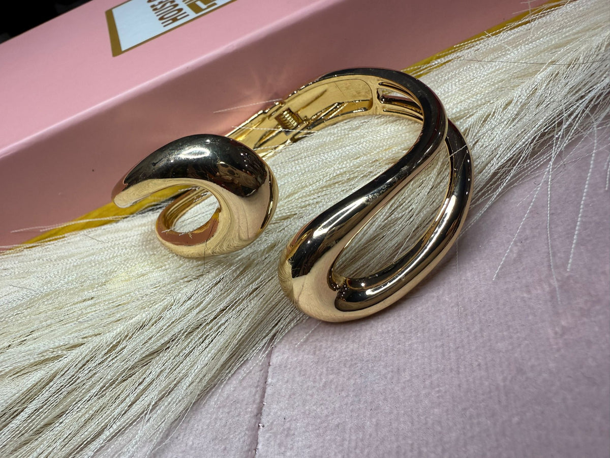 Statement cuff bracelet – Infinity Glow Cuff Bracelet by House of TML