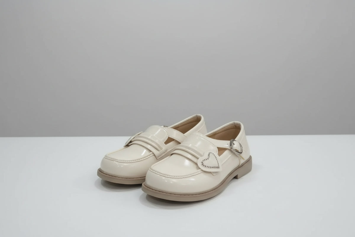 Mini 012 Kids Outfit – kids fashion piece from Minietco, view 2 of 3