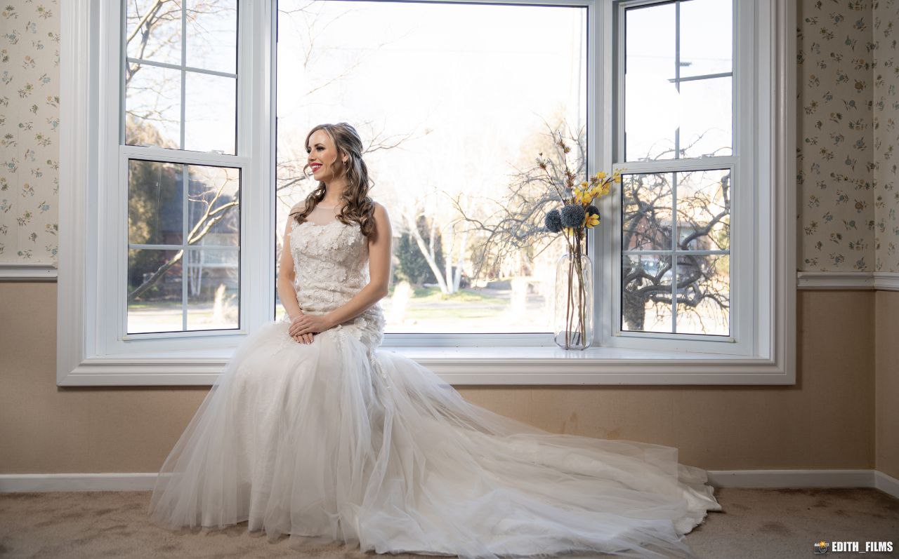 WEDDING DRESS image 4