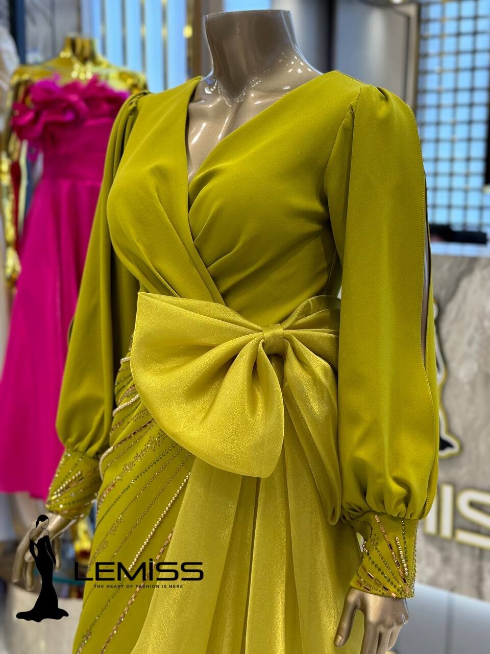 SHANNY DRESS image 2