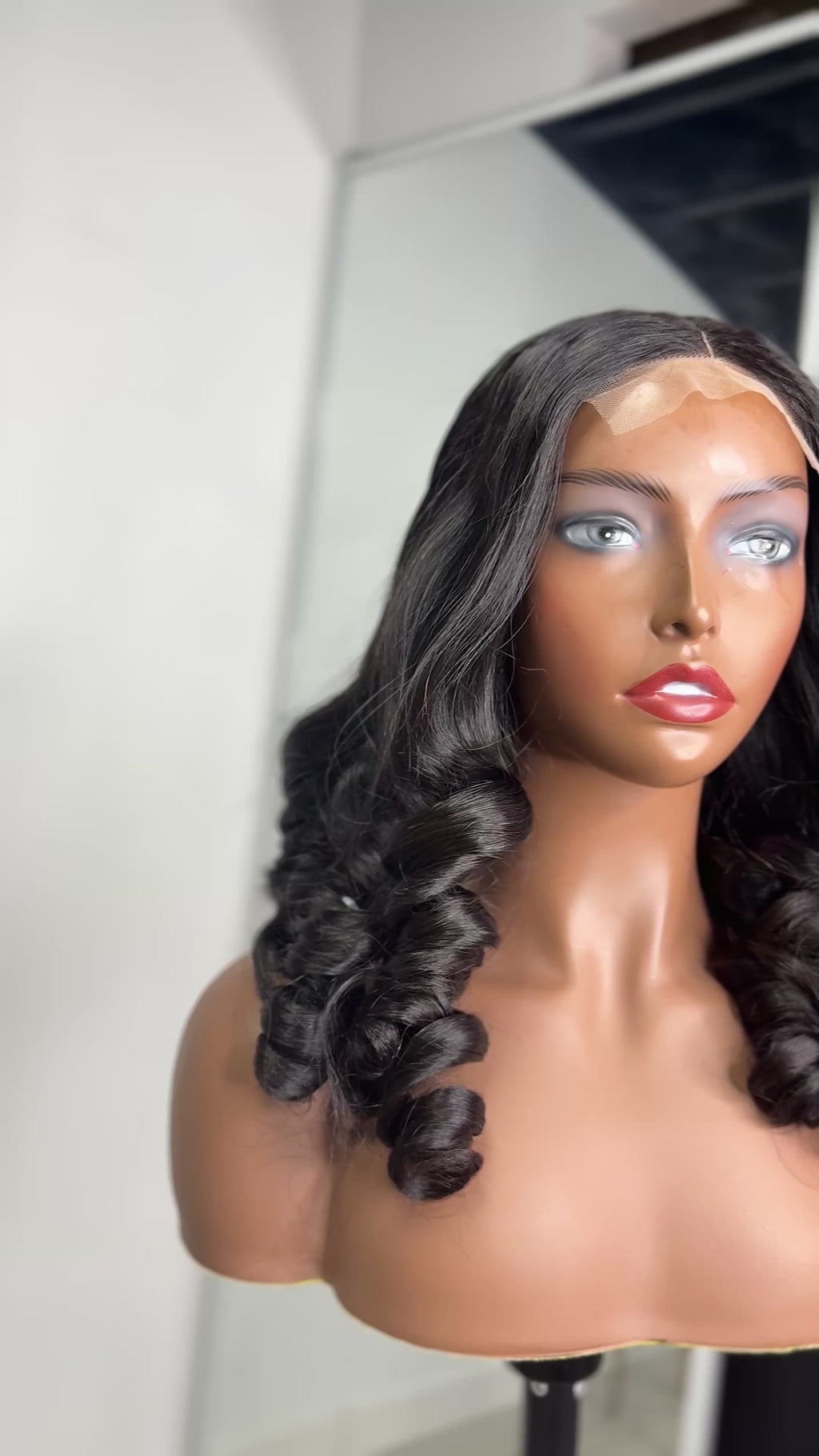 VIETNAM BOUNCY CURRLS 24INCHES